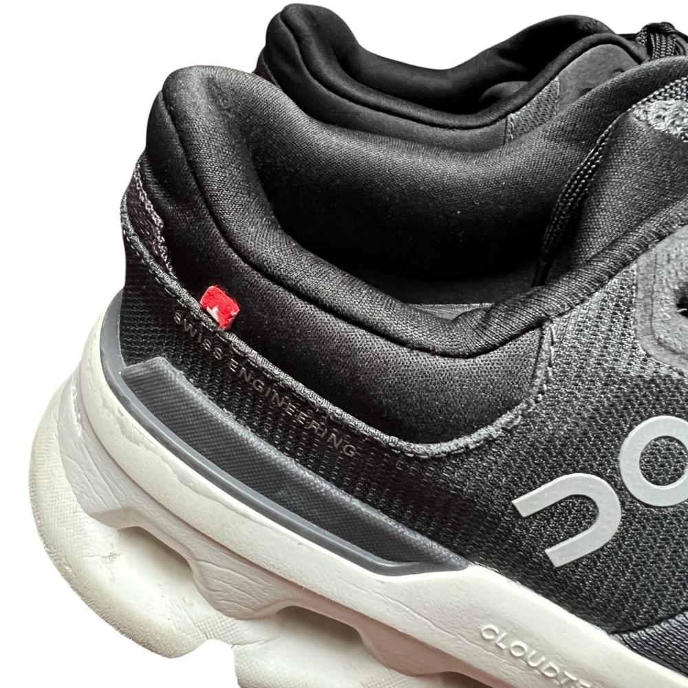 On Running Women’s Cloudrunner 2 Running Athletic Shoes US 9 Black Gray - Picture 3 of 11